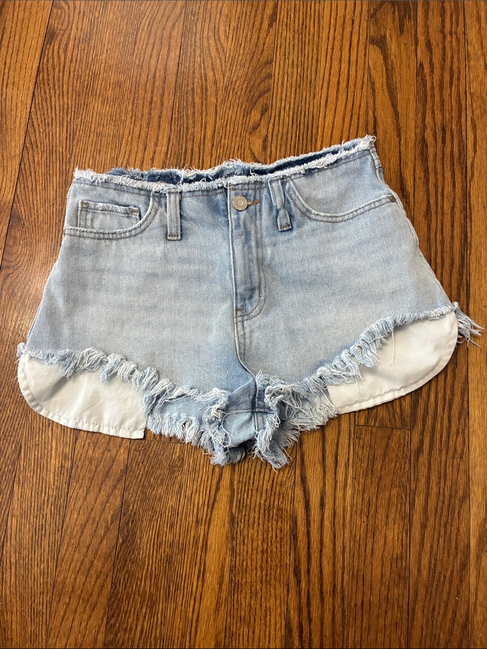 Sincerely Jules Frayed Hem Denim jean Shorts size 3 / 26